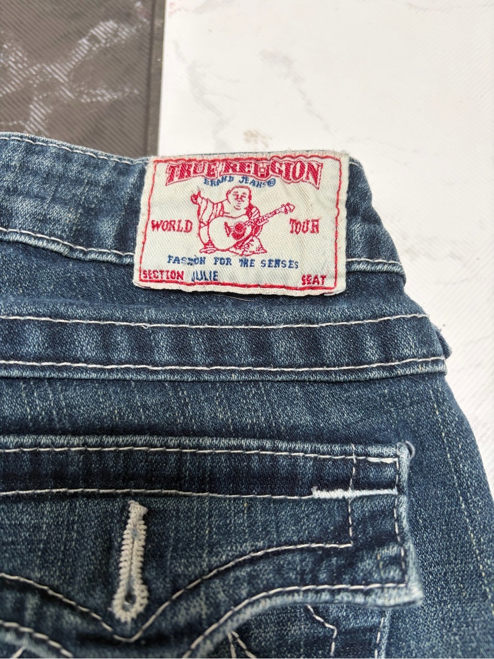 Vintage True Religion Women's Blue Straight-Leg Denim Jeans 27